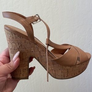 American rag tan wedges